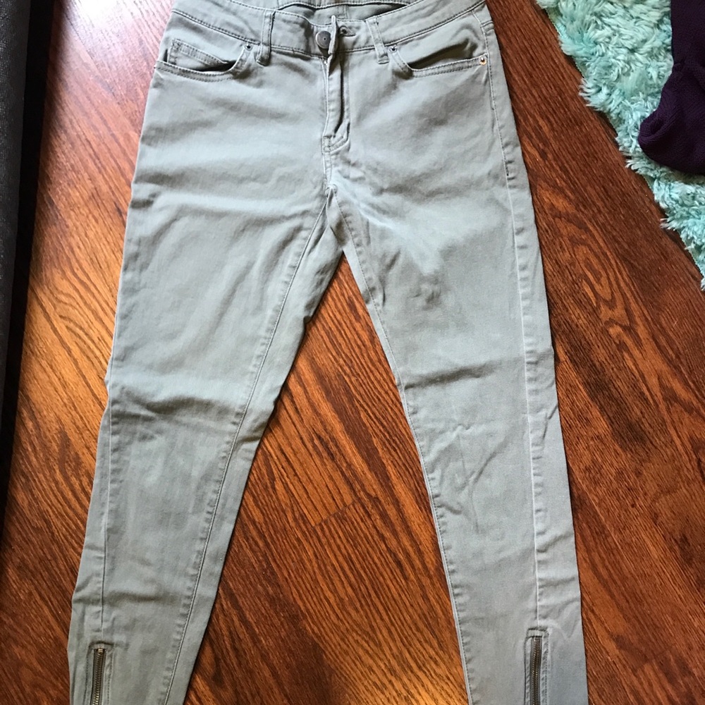Green bcbg jeans